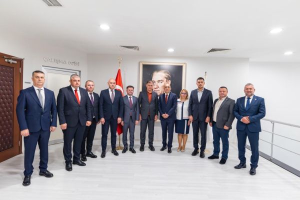 Представители на ДПС гостуваха на кмета на Голяма община Измир
