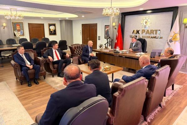 Делегация на ДПС проведе срещи с ръководството на AKP в Измир