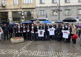 With a protest in front of the CPC, the youth of DPS–NEW BEGINNING demanded the closure of PP’s “baton”