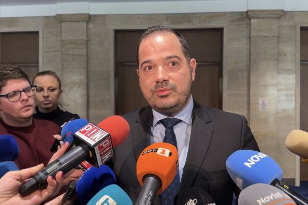 Калин Стоянов, депутат от ПГ на ДПС-НОВО НАЧАЛО : „КОЙ“ и ПП-ДБ се изплашиха, че нямат исканата подкрепа и сега ще пробват с „наше МВР“ и „Ала-бала с машините“