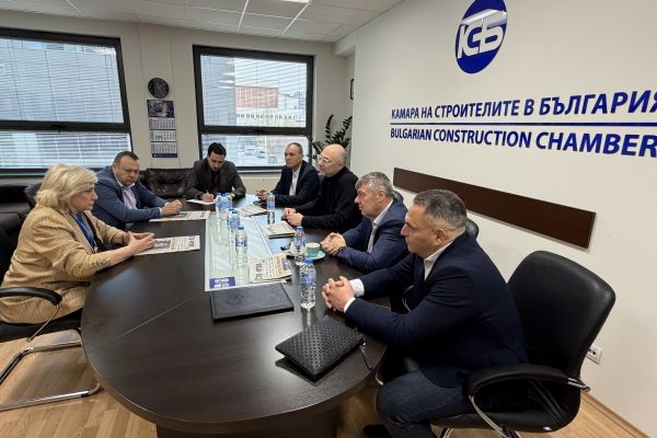ДПС се срещна с Камарата на строителите в България
