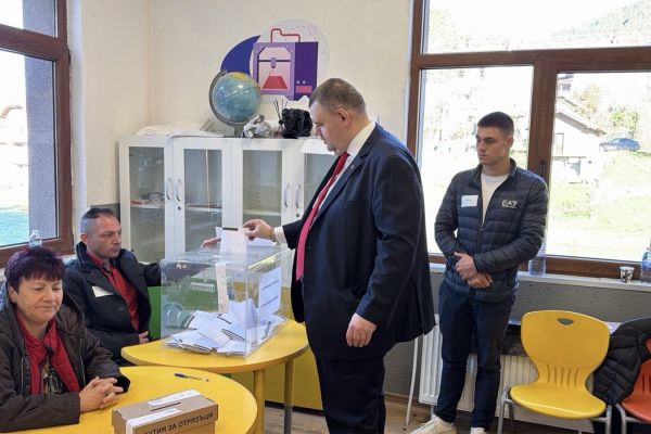 Делян Пеевски, лидер на ДПС и водач на листите в Благоевград и Кърджали: Избрах държавата на хората!